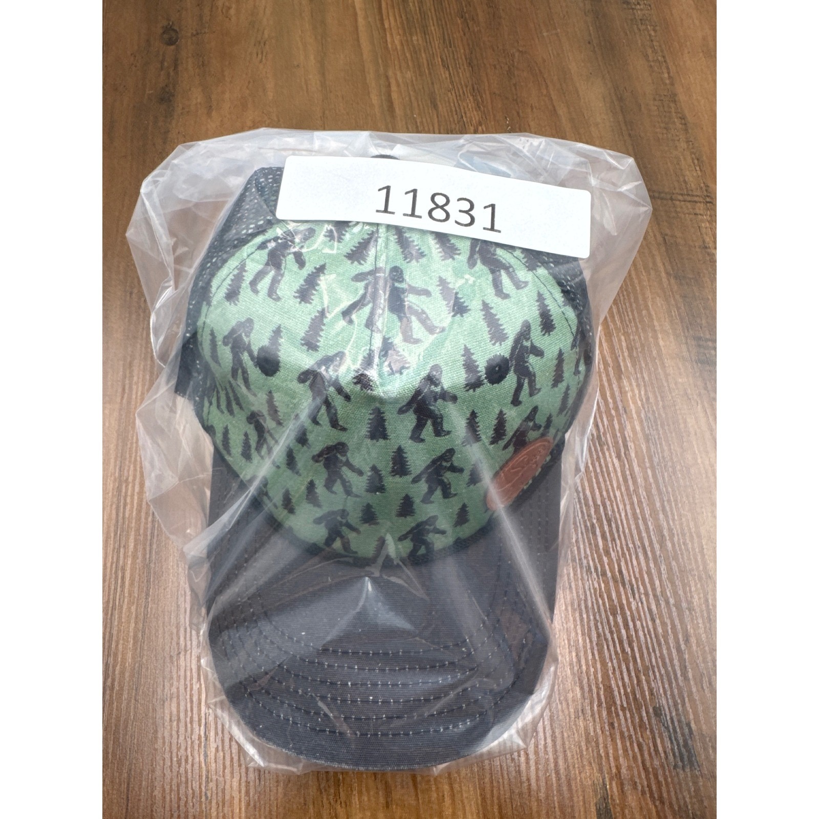 Sipsey Wilder Bigfoot Sasquatch Trucker Hat Cap Green Black Tree Unisex Snapback — image 7 of 7